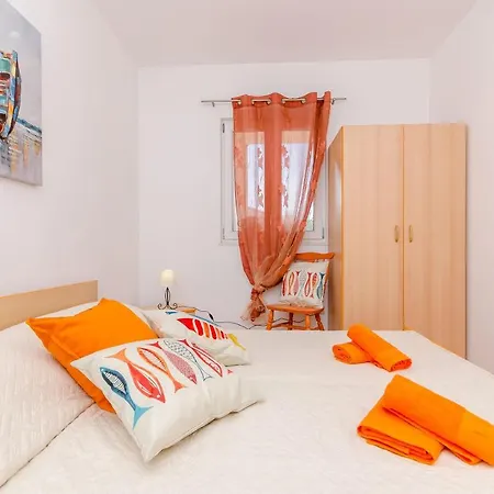 Sea Shell * Rogoznica (Sibenik-Knin)